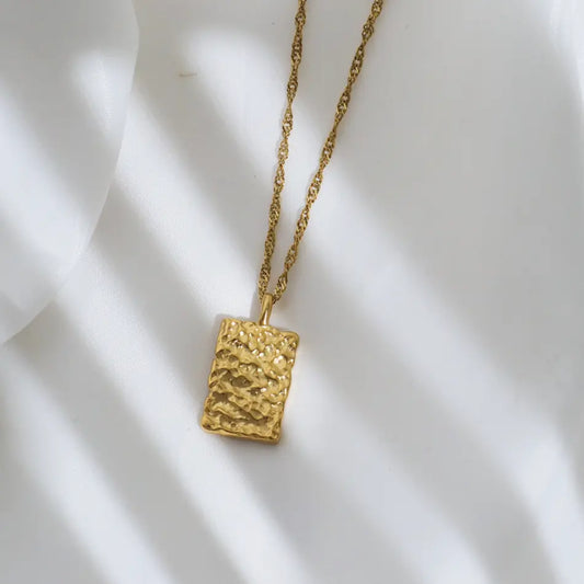 Collier Plaque "Sable Mouillé" - Pendentif Texturé Doré - Image 2