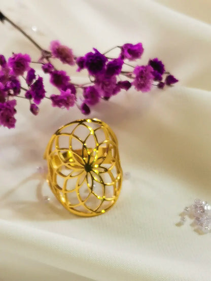 Bague Aniya – Fleur géométrique ajourée - Image 3
