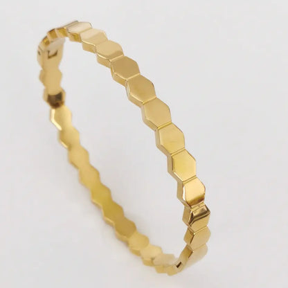 Bracelet Géométrique Hexagonal - Image 3