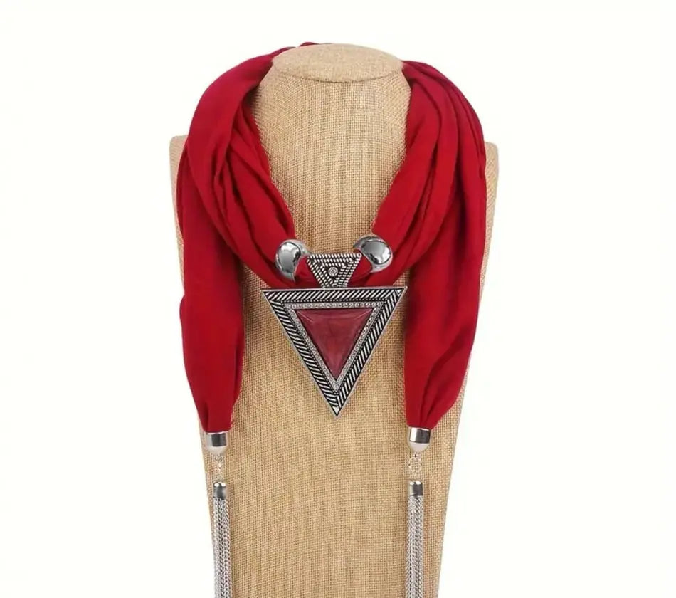Colliona rouge passion – pendentif triangle argenté